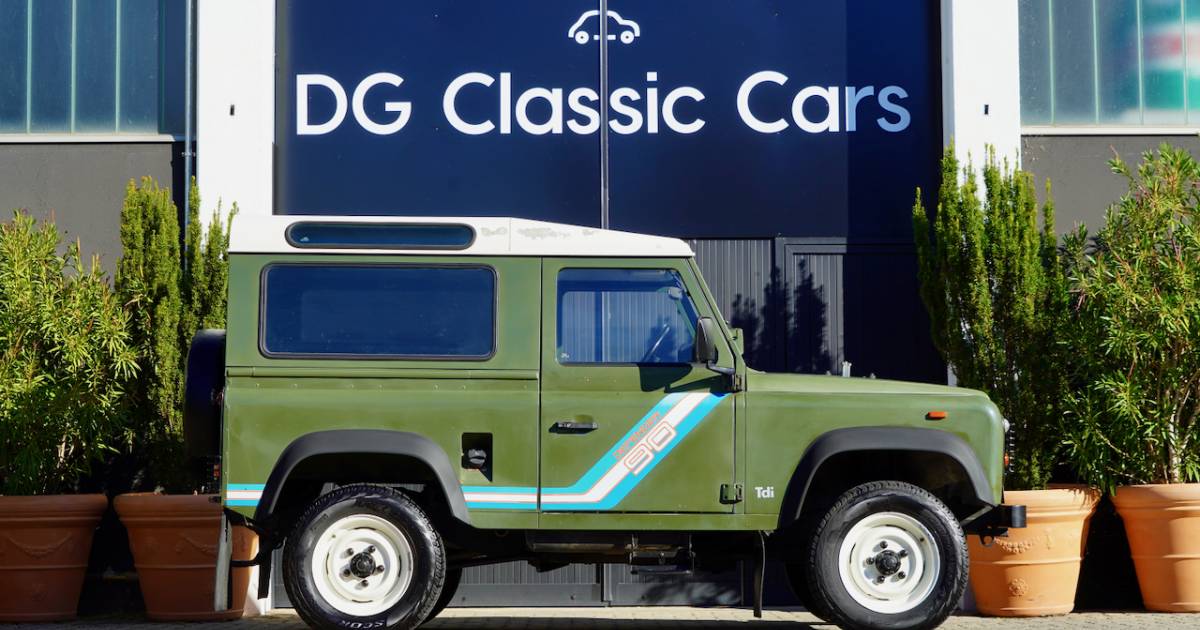 LAND ROVER Defender 1995 Vert et Blanc - 1:43 Jet-car Norev 845106