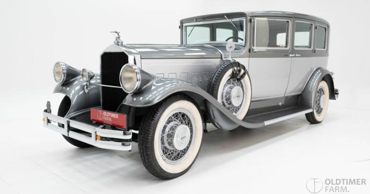Pierce-Arrow Model B roadster 1930 red (Esval) 1:43