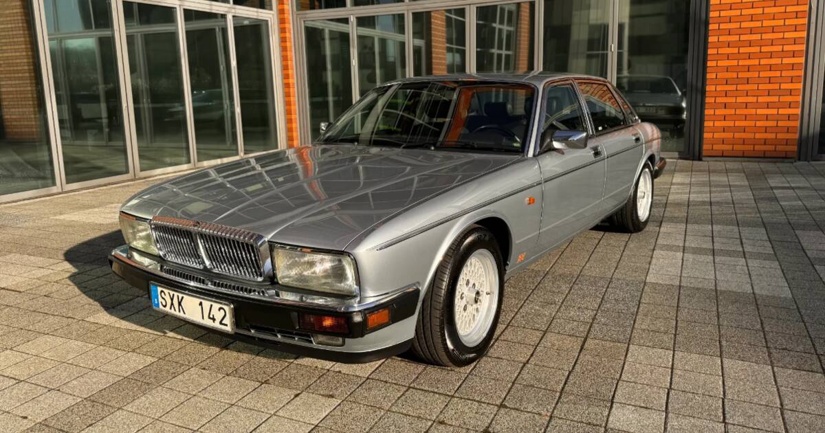 Daimler Double Six XJ81 Classic Cars for Sale - Classic Trader