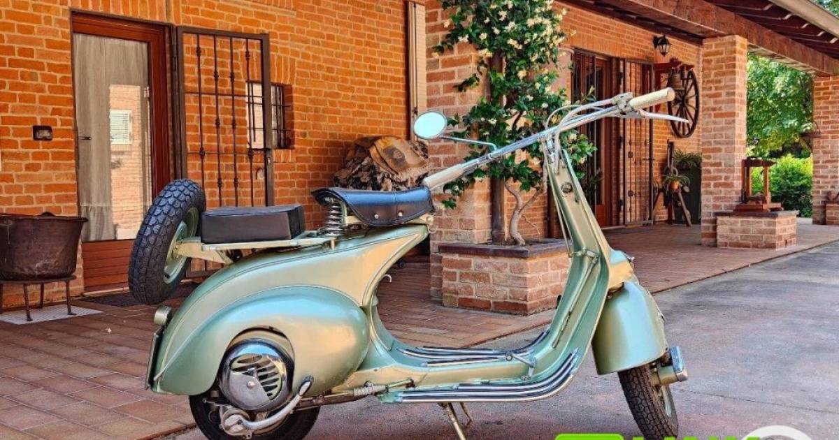 For Sale Piaggio Vespa 125 (1950) offered for AUD 34,724
