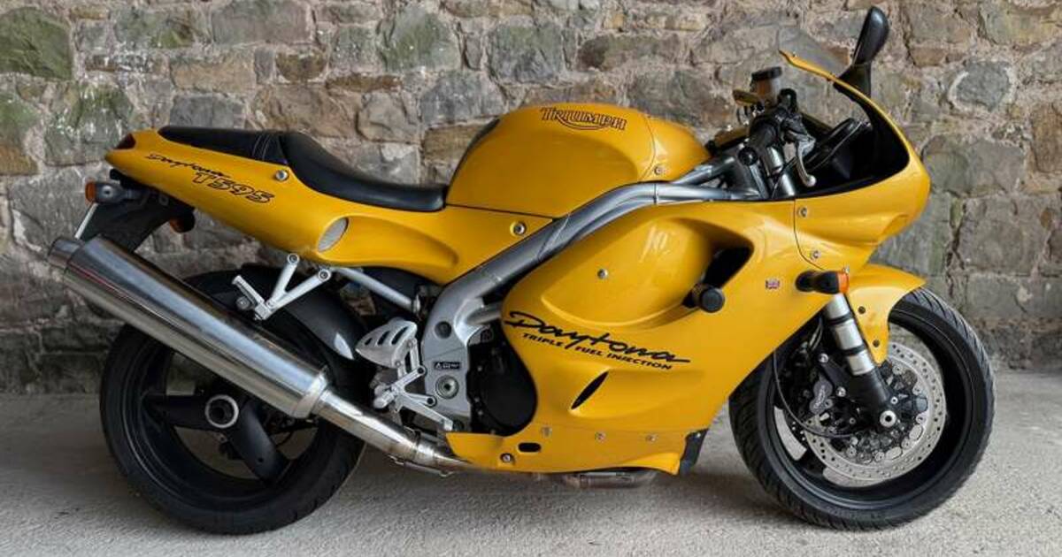For Sale: Triumph Daytona T595 (1997) offered for Price on request